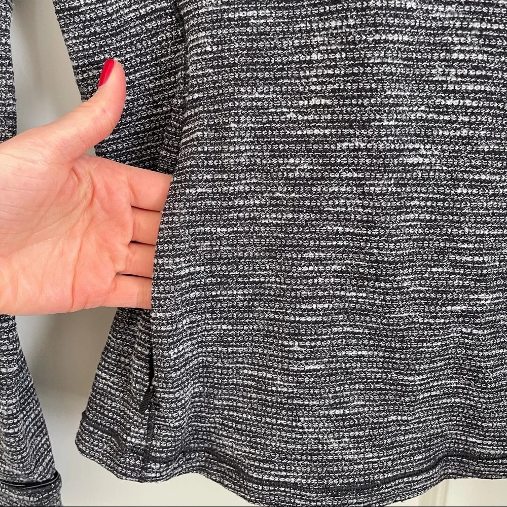 Lululemon Run Briskly 1/2 Zip - Picture 11 of 12